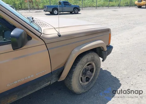1999 Jeep Cherokee Classic/Sport из США, поврежденный, VIN 1J4FF68S8XL638596